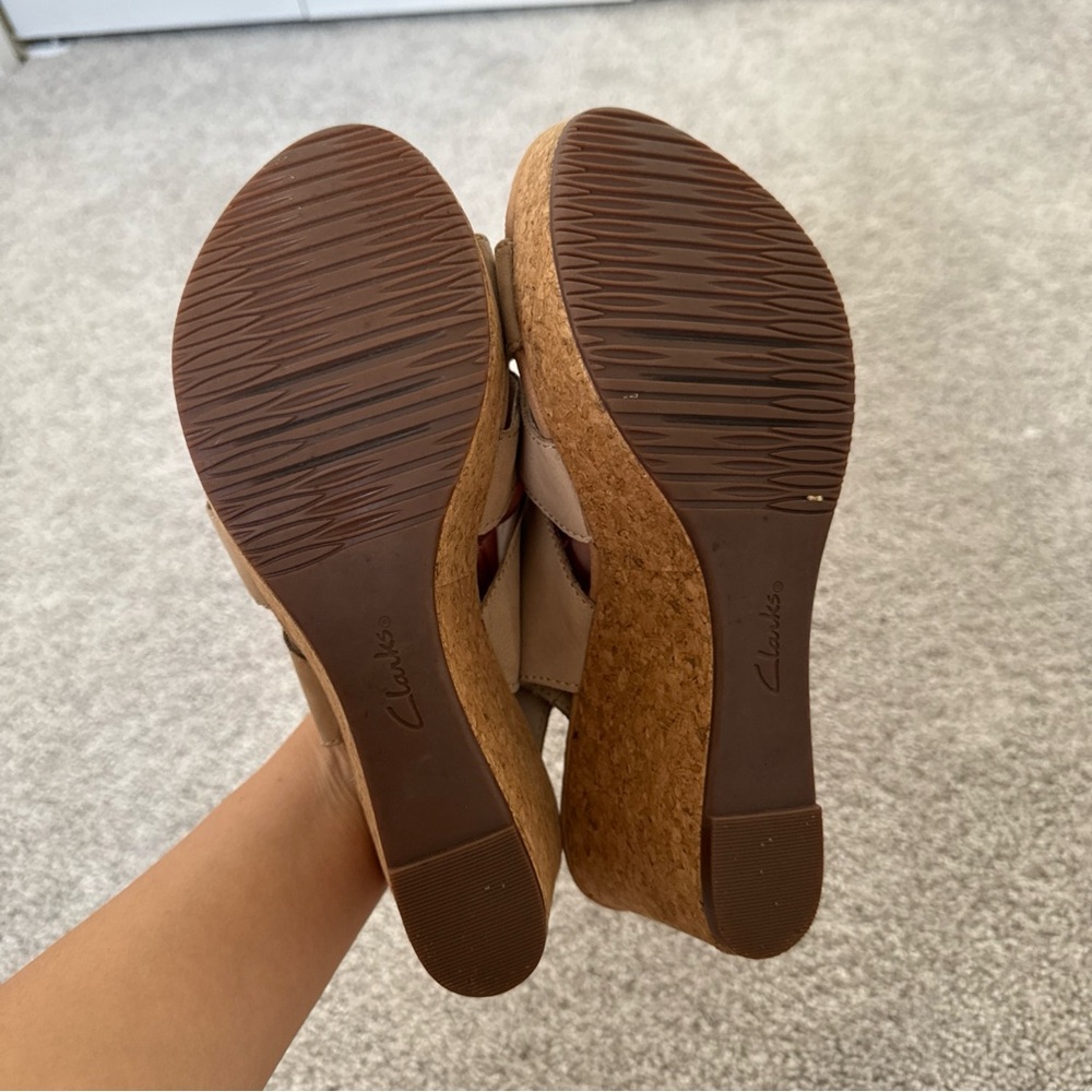 Clarks Beige Slingback‎ Sandals - Picture 6 of 7